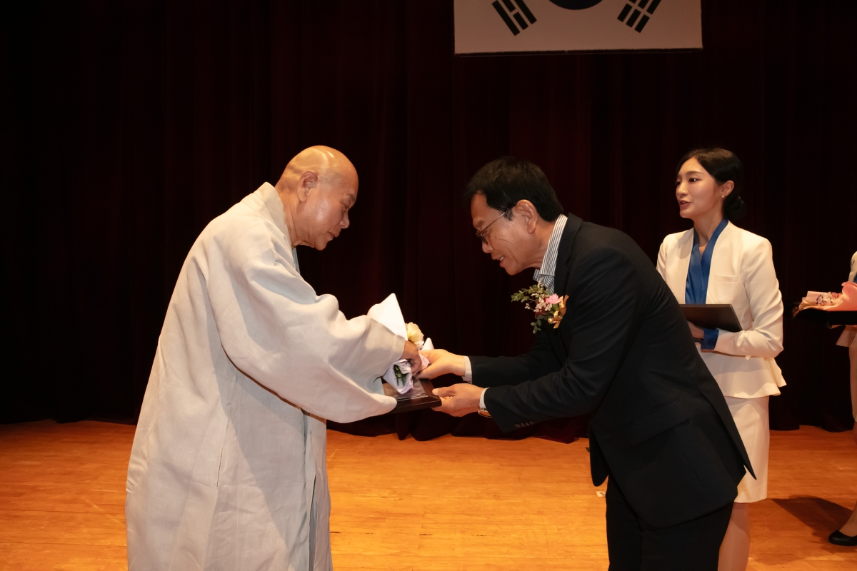 20241018-156[IMG_4420-2024 문화의 날 기념식.jpg