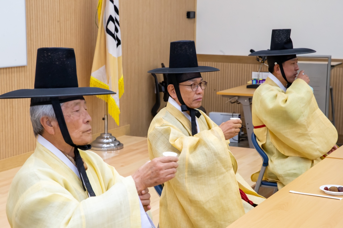 20241021-031[_P7U9226-왕산허위선생 추계향사 및 116주기 추도식.jpg