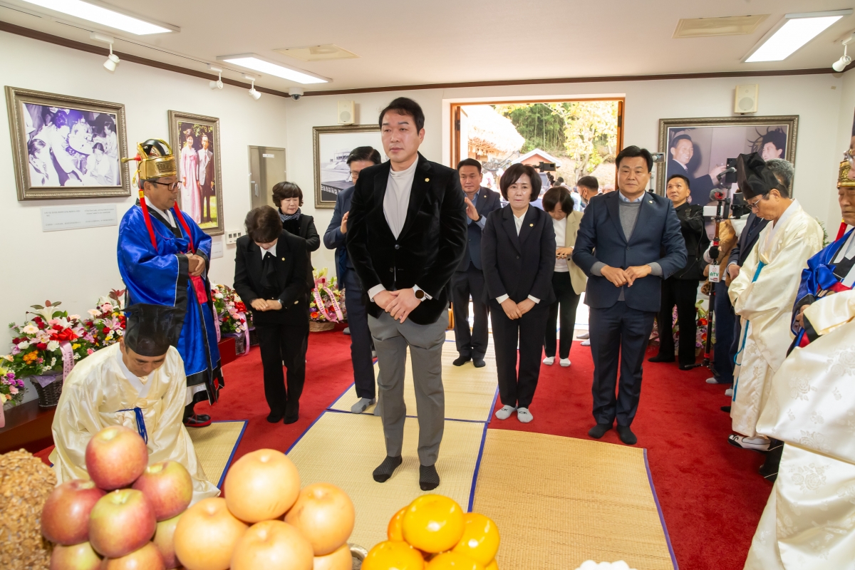 20241114-018[_P7U2959-박정희 대통령 탄신 107돌 숭모제 및 기념식.jpg