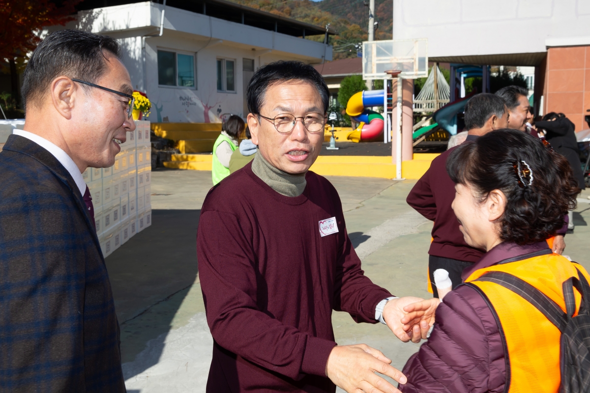20241119-094[_P7U3401-상모교회 사랑의 김치 나누기.jpg