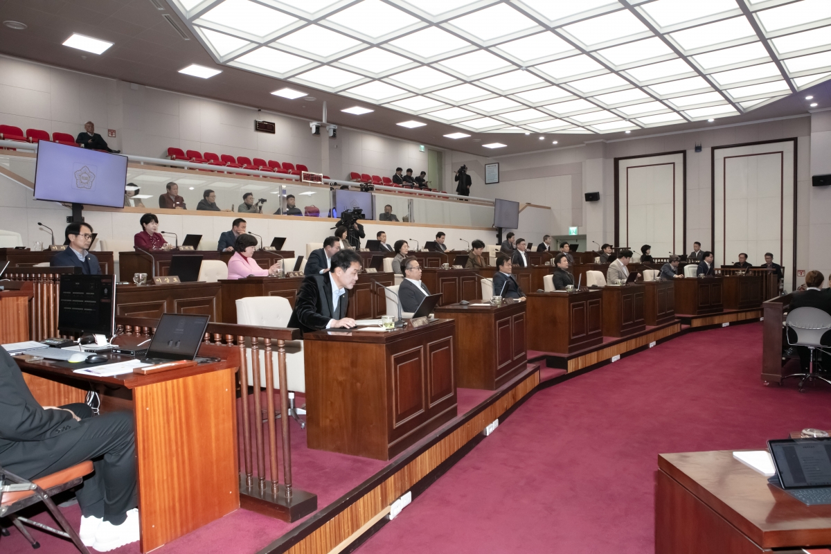 20241125-042[IMG_5835-제262회 정례회 제1차 본회의 활동.jpg