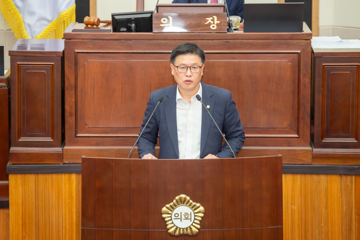 20241125-009[_P7U4197-제262회 정례회 제1차 본회의시 김낙관 의원 5분 자유발언.jpg