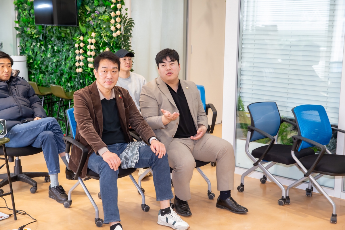 20241203-019[_P7U5574-제262회 정례회시 기획행정위원회 영덕군 뚜벅이마을 비교견학.jpg