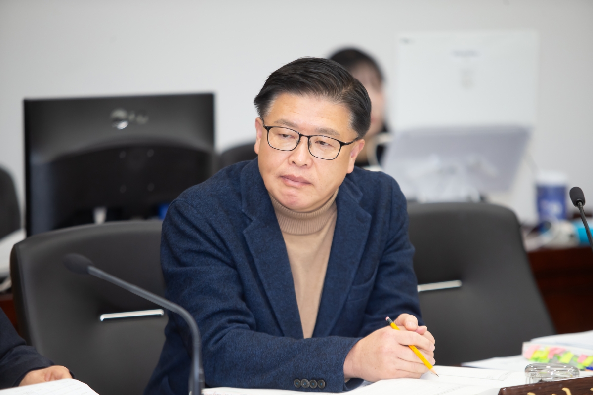 20241204-019[_P7U5727-제262회 정례회시 예산결산위원회 2025년도 예산안 및 기금운용계획안 심사활동.jpg