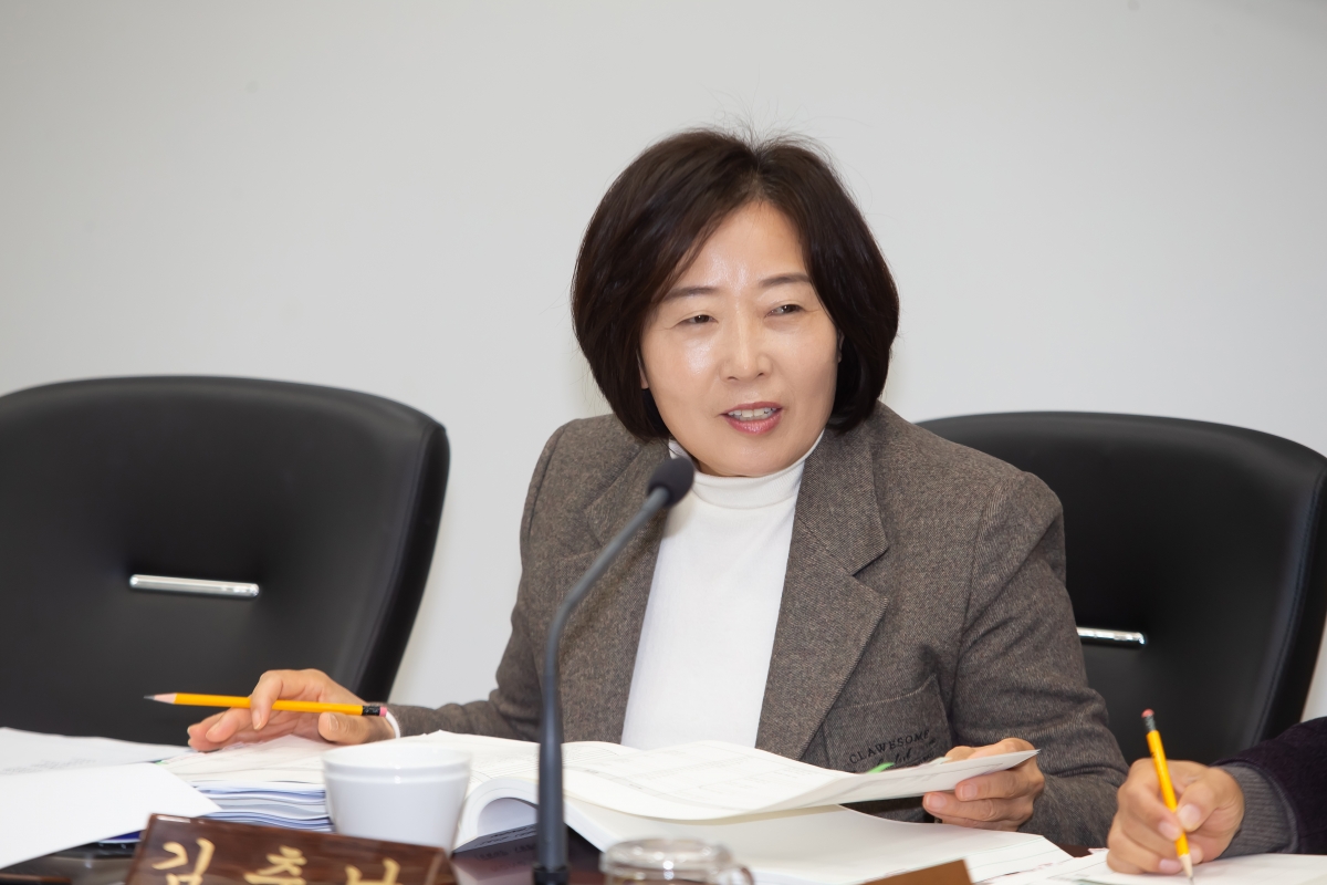 20241204-022[_P7U5740-제262회 정례회시 예산결산위원회 2025년도 예산안 및 기금운용계획안 심사활동.jpg