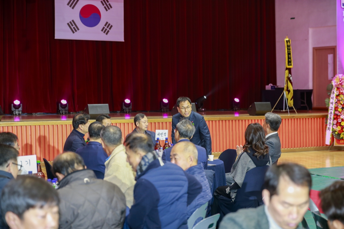 20241207-017[_P7U6050-2-구미고등학교 총동창회 회장 이취임식.jpg