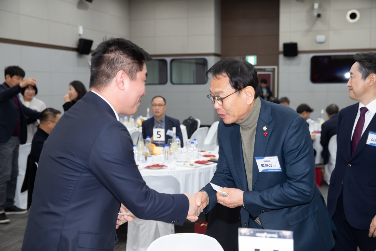 20241219-038[_P7U7562-2024 구미시 투자기업인의 밤.jpg
