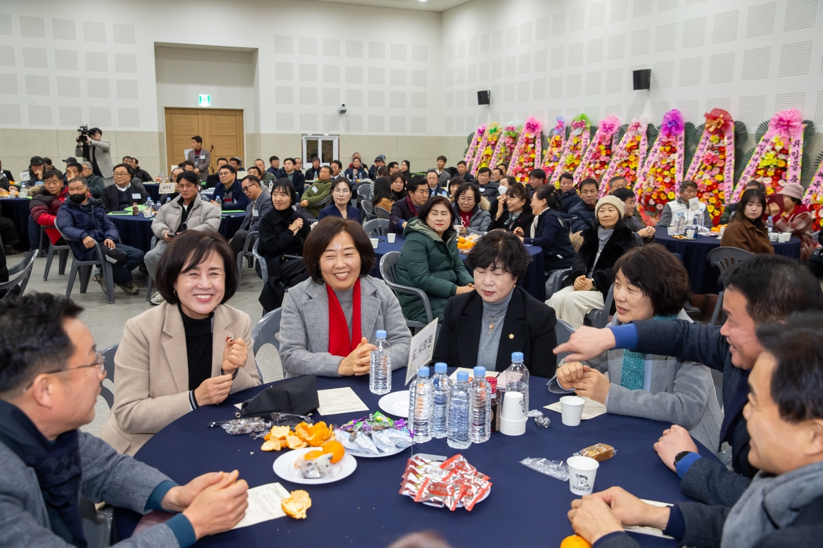 20250109-024[_P7U9021-새마을지도자구미시협의회장 취임식.jpg