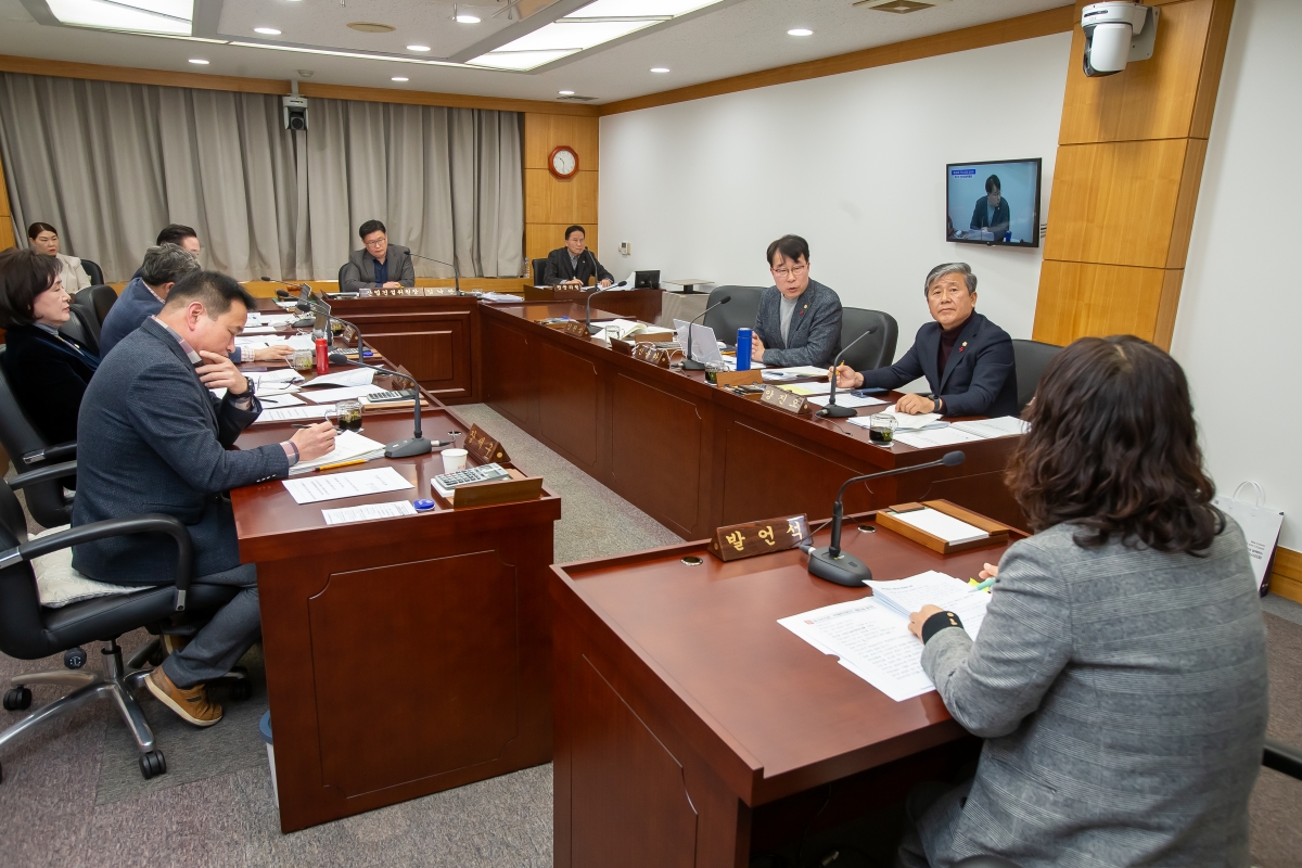 20250115-031[_P7U9592-제283회 임시회시 산업건설위원회 조례안 심사활동.jpg