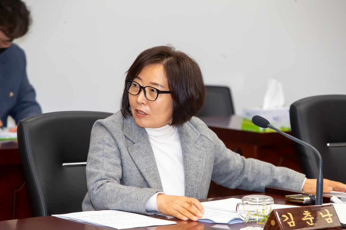 20250115-046[_P7U9569-제283회 임시회시 문화환경위원회 조례안 심사활동.jpg