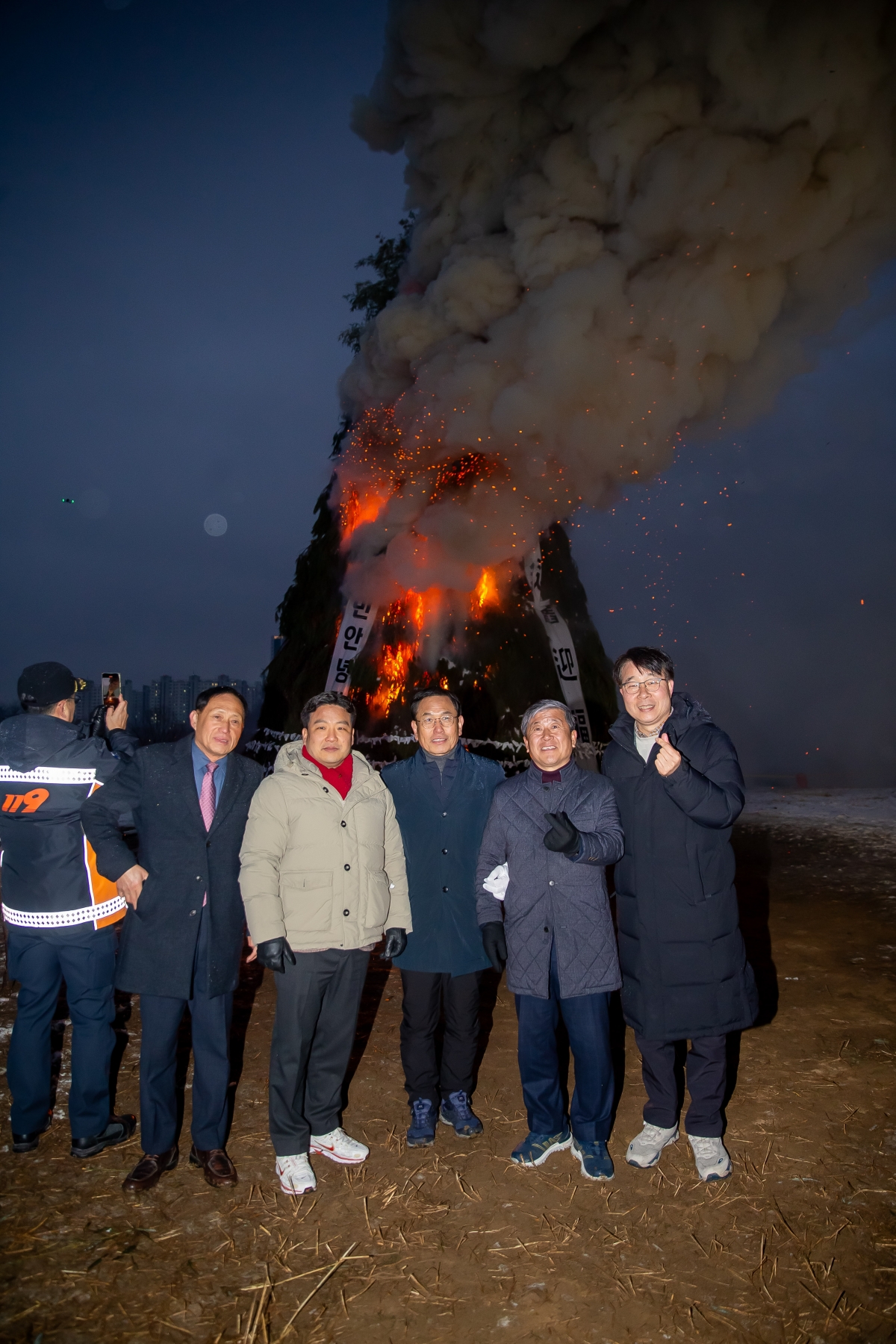 20250212-082[_P7U0725-구미시민 안녕기원 2025 정월대보름 달집태우기.jpg