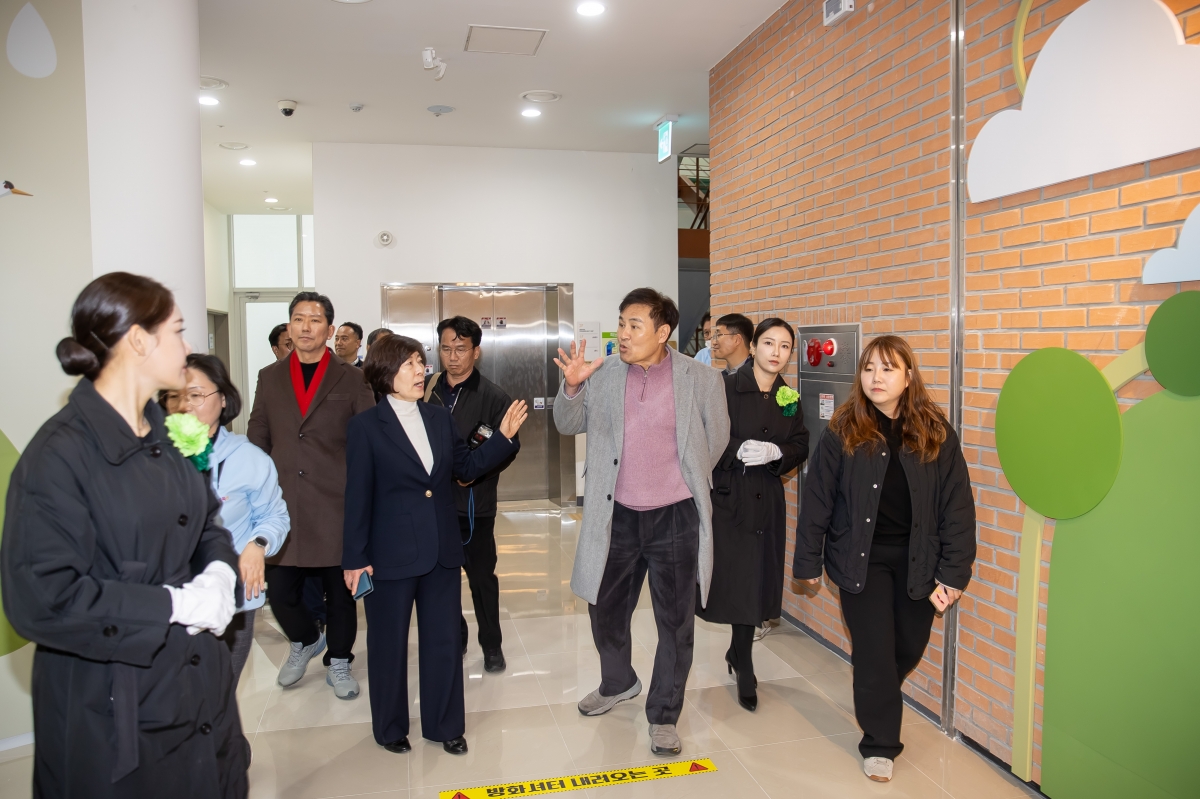 20250307-060[AMG_1959-탄소제로교육관 재개관식.jpg