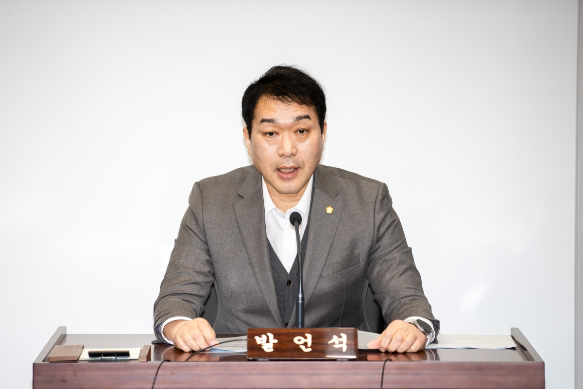 20250314-008[AMG_3099-제285회 임시회시 의회운영위원회 조례안 심사활동.JPG