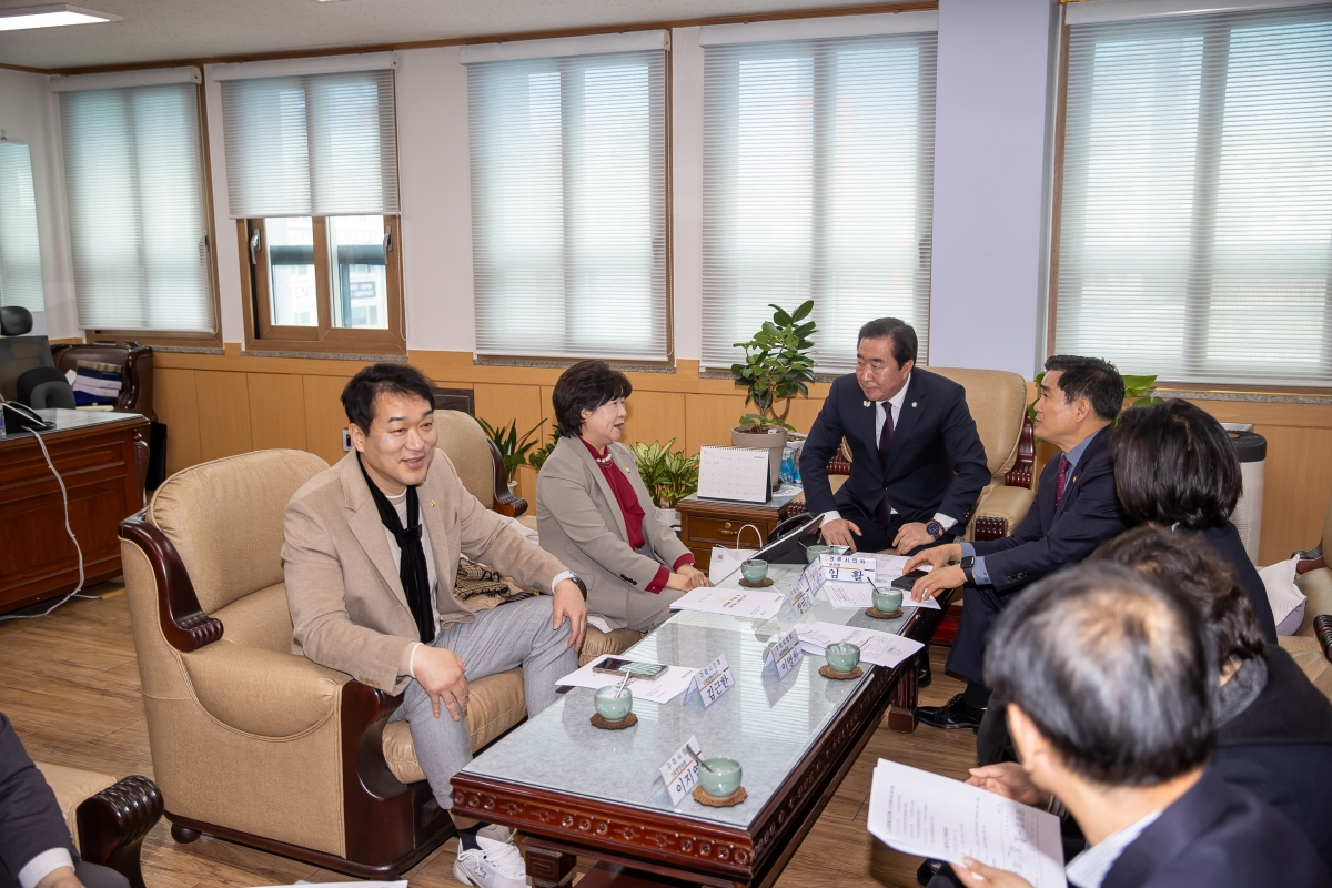 20250317-025[AMG_3589-제285회 임시회시 기획행정위원회 경주시의회 방문.jpg