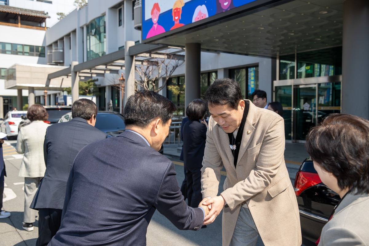 20250317-071[AMG_3705-제285회 임시회시 기획행정위원회 경주시의회 방문.jpg