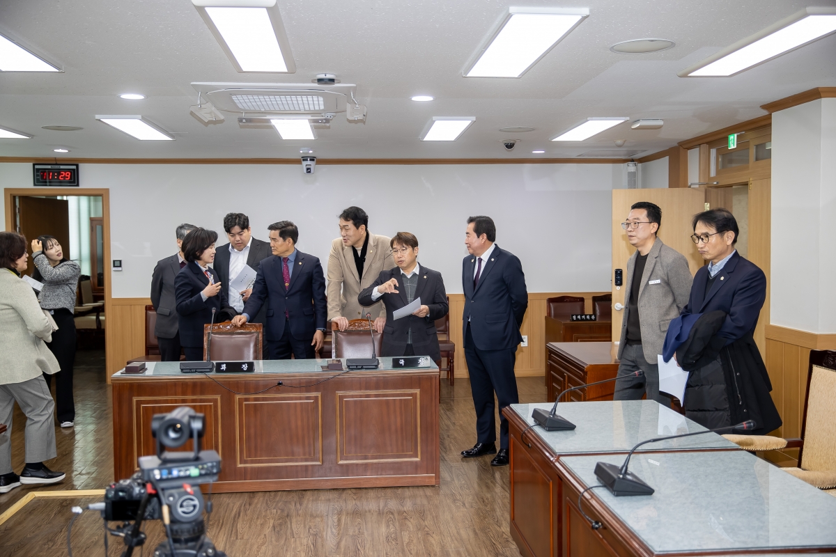 20250317-059[AMG_3679-제285회 임시회시 기획행정위원회 경주시의회 방문.jpg