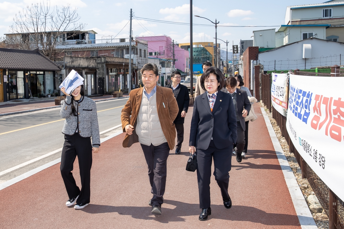 20250317-100[AMG_3785-제285회 임시회시 기획행정위원회 경주시 황오 커뮤니티센터 비교견학.jpg