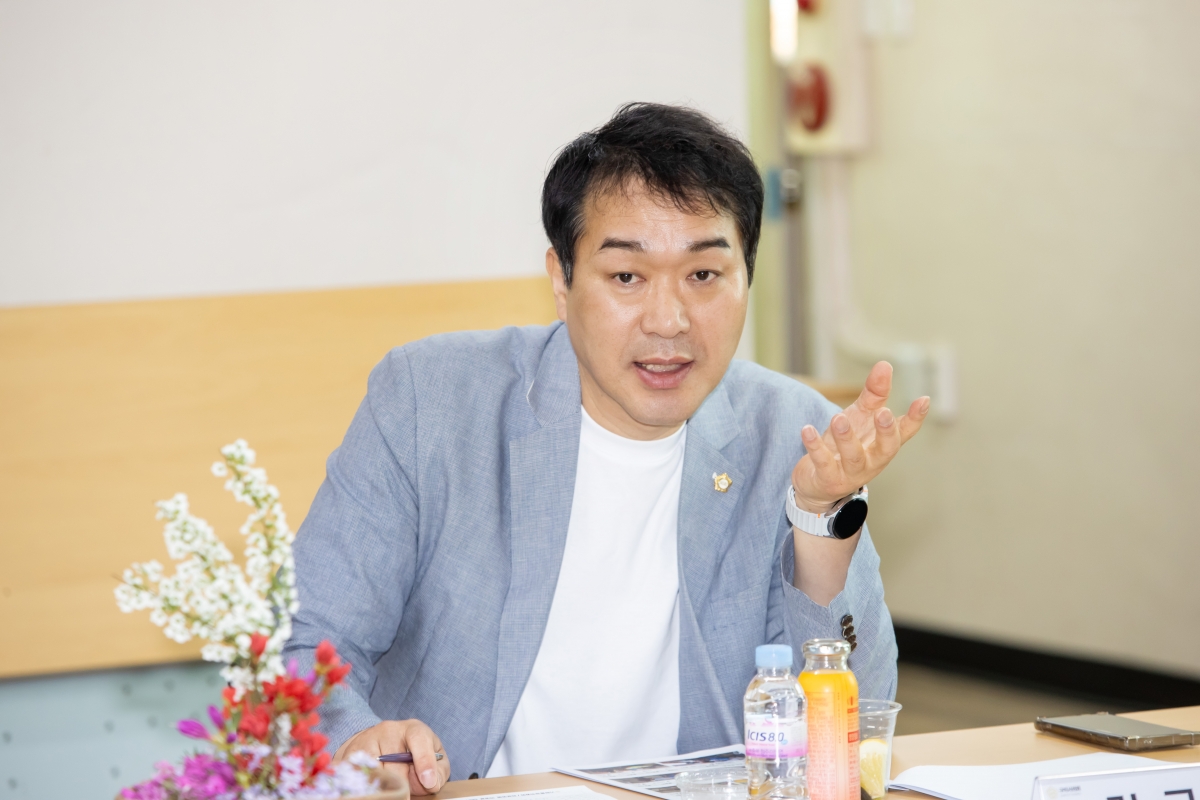 20250416-057[AMG_6151-제286회 임시회시 기획행정위원회 노인일자리창출지원센터 현장방문 활동.jpg