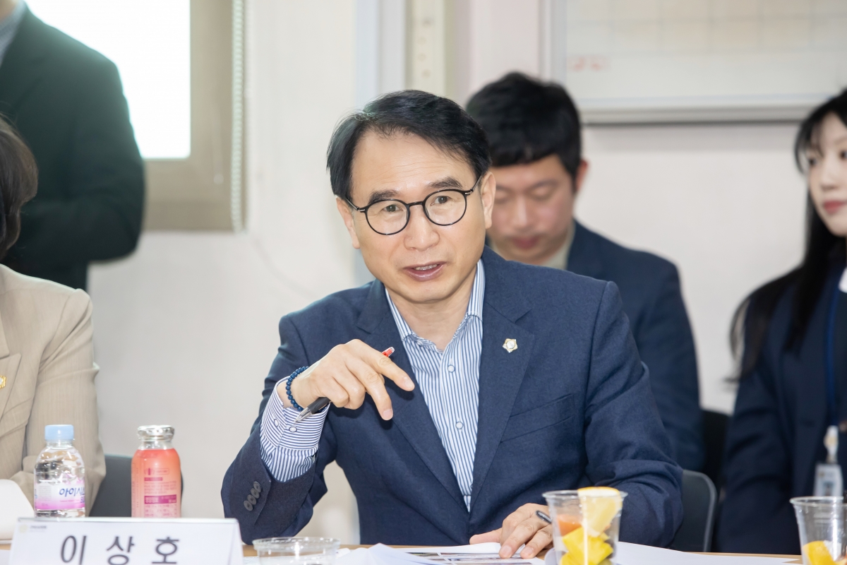 20250416-060[AMG_6162-제286회 임시회시 기획행정위원회 노인일자리창출지원센터 현장방문 활동.jpg