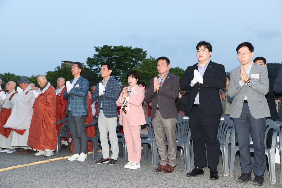 20250417-055[AMG_6500-1-불기 2569년 구미시청 봉축연등 점등식.JPG