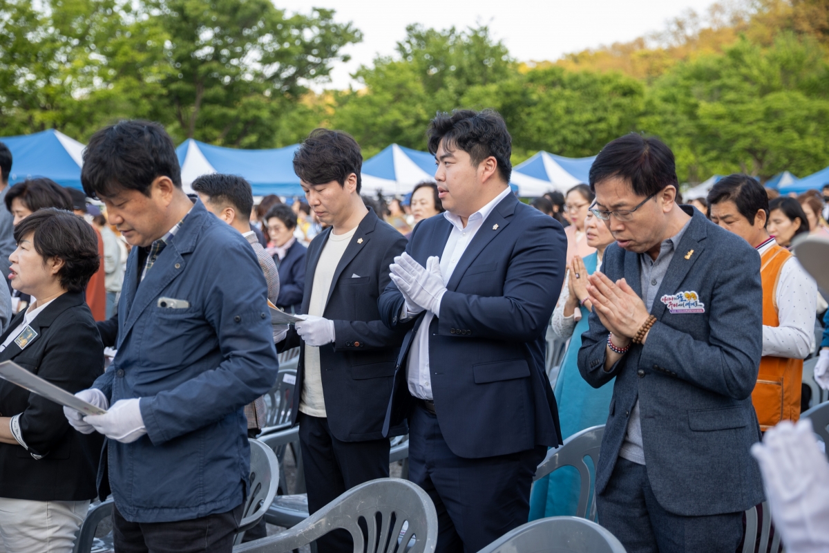20250426-217[AMG_7928-1-불기 2569년 부처님 오신 날 연등 축제.JPG