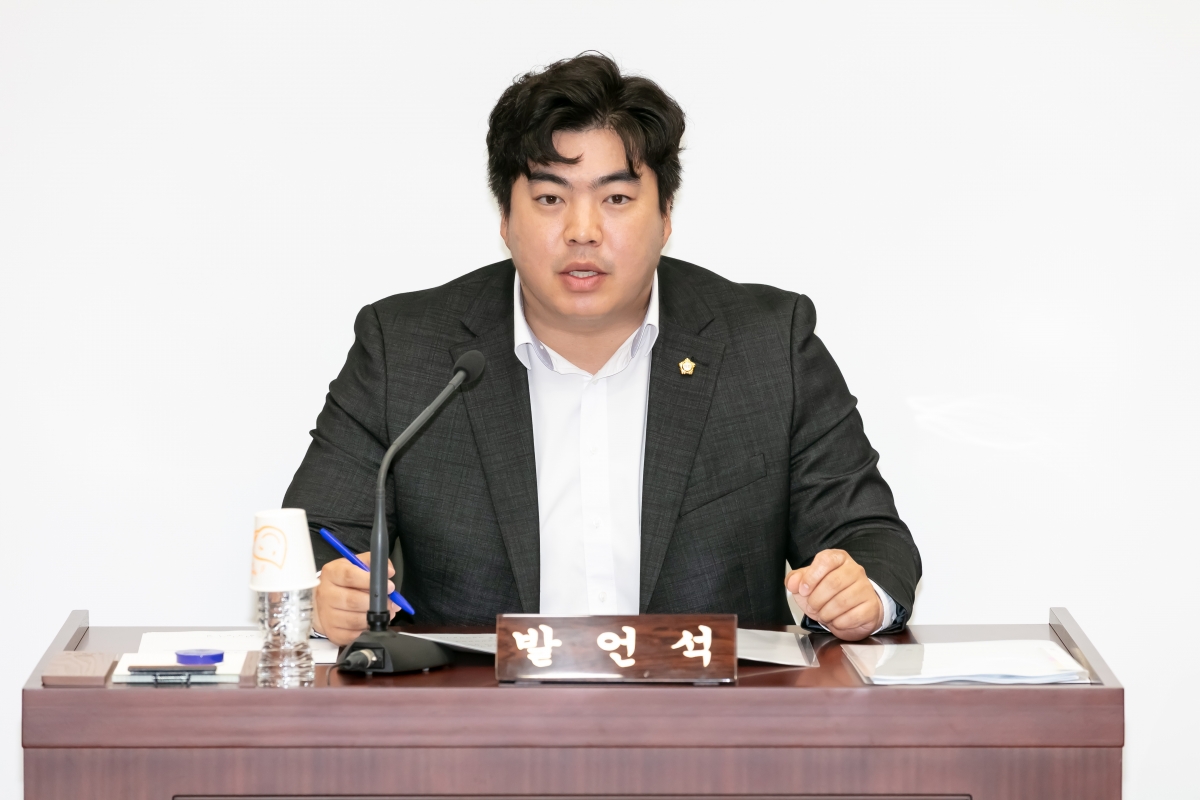 20250515-028[IMG_9033-제287회 구미시의회 임시회 기획행정위원회 조례안 심사활동.jpg