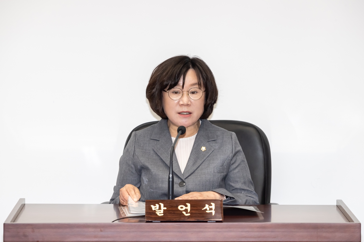 20250604-074[AMG_0770-제288회 제1차 정례회 문화환경위원회 조례안 심사활동.jpg