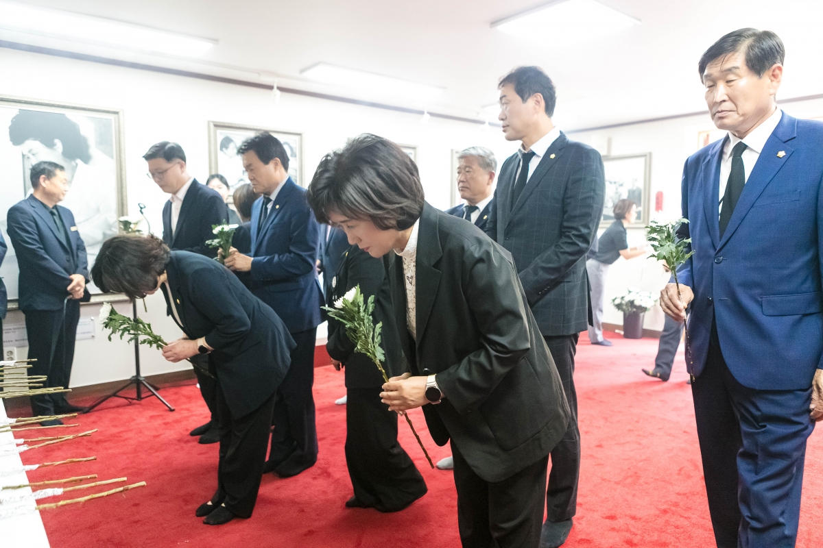 20250606-084[IMG_9650-제70회 현충일 박정희 대통령 생가 참배.jpg