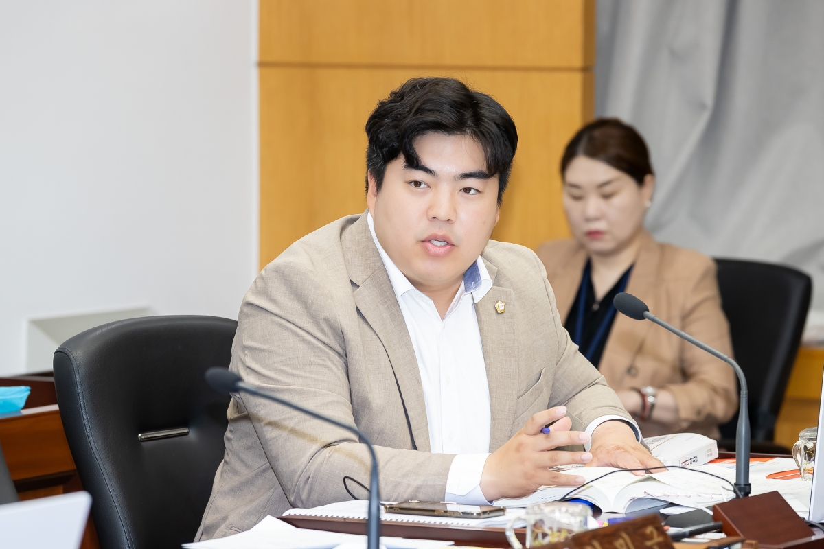 20250613-015[AMG_1860-제288회 제1차 정례회 기획행정위원회 소관 2025년도 행정사무감사 활동.jpg