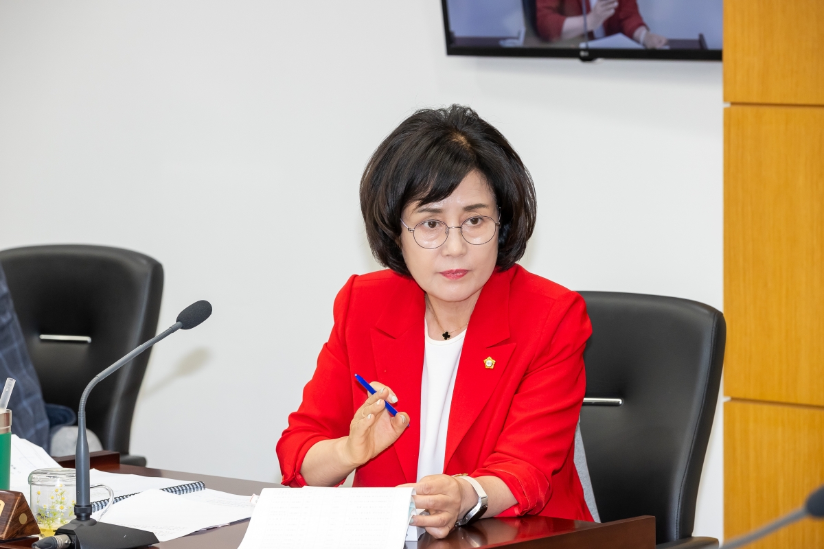 20250612-040[AMG_1758-제288회 제1차 정례회 기획행정위원회 소관 2025년도 행정사무감사 활동.jpg