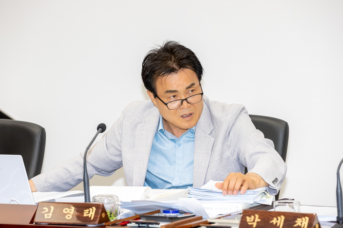 20250612-098[AMG_1656-제288회 제1차 정례회 문화환경위원회 소관 2025년도 행정사무감사 활동.jpg