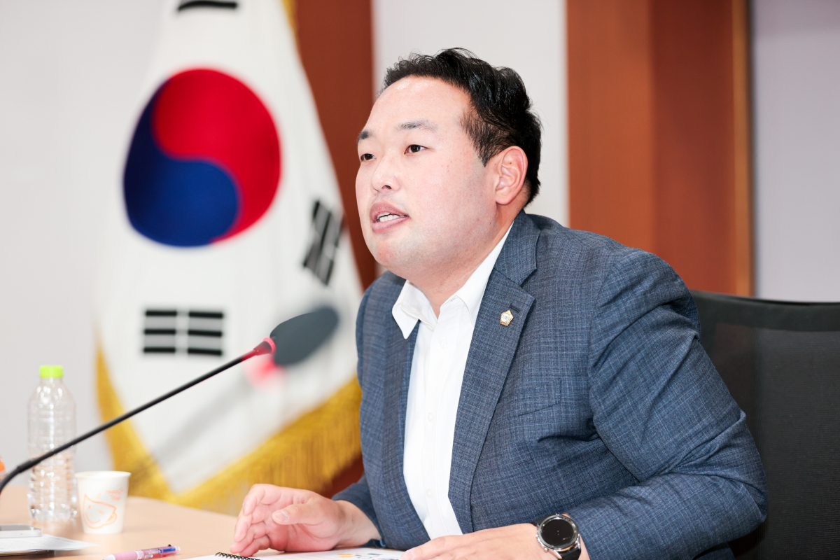 20250701-029[AMG_3526-1-의원연구단체 청년 일자리 연구회 발대식 및 착수보고회 계획.JPG