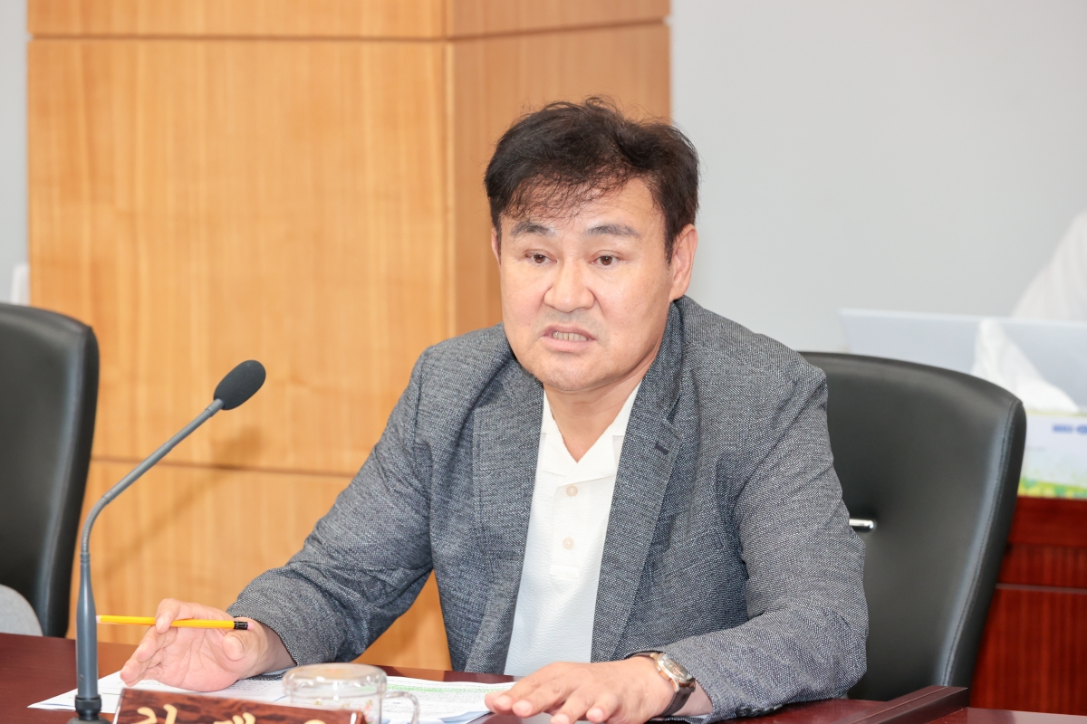 20250707-009[AMG_3769-1-폐회중 의회운영위원회 활동.JPG