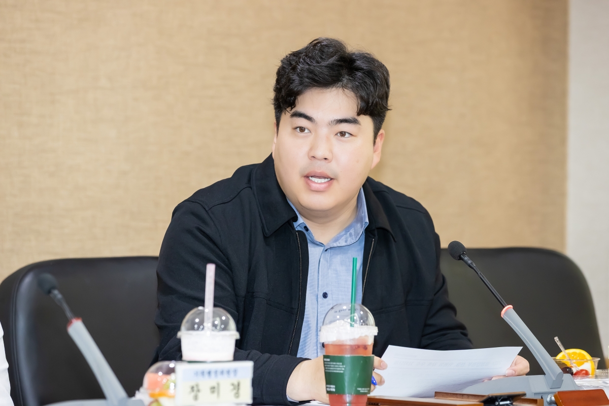 20250708-065[AMG_3945-의원연구단체_구미시 각종 위원회 실태 분석 연구회_간담회.jpg