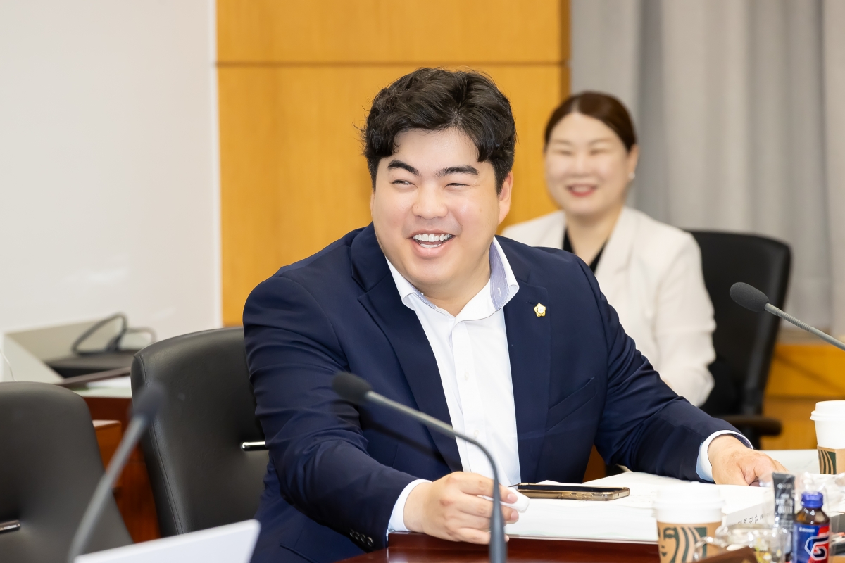 20250716-016[AMG_4283-제289회 임시회 기획행정위원회 조례안 심사활동.jpg