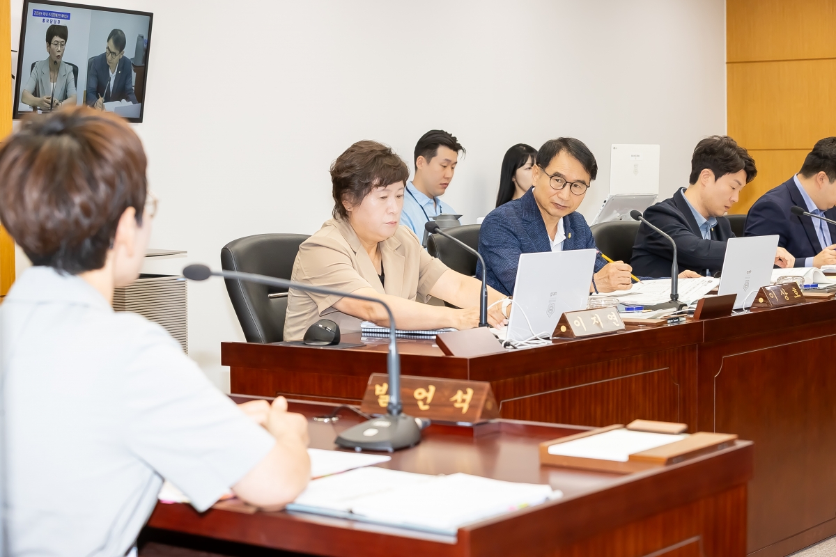 20250717-001[AMG_4507-제289회 임시회 기획행정원회 2025년도 제1회 추가경정예산안 및 기금운용계획변경안 예비심사활동.jpg