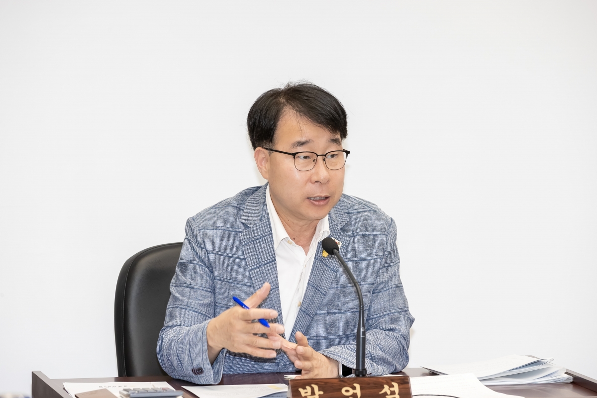 20250716-043[AMG_4343-제289회 임시회 산업건설위원회 조례안 심사활동.jpg