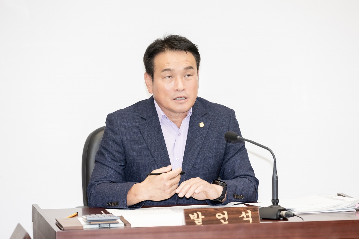 20250716-053[AMG_4421-제289회 임시회 산업건설위원회 조례안 심사활동.jpg