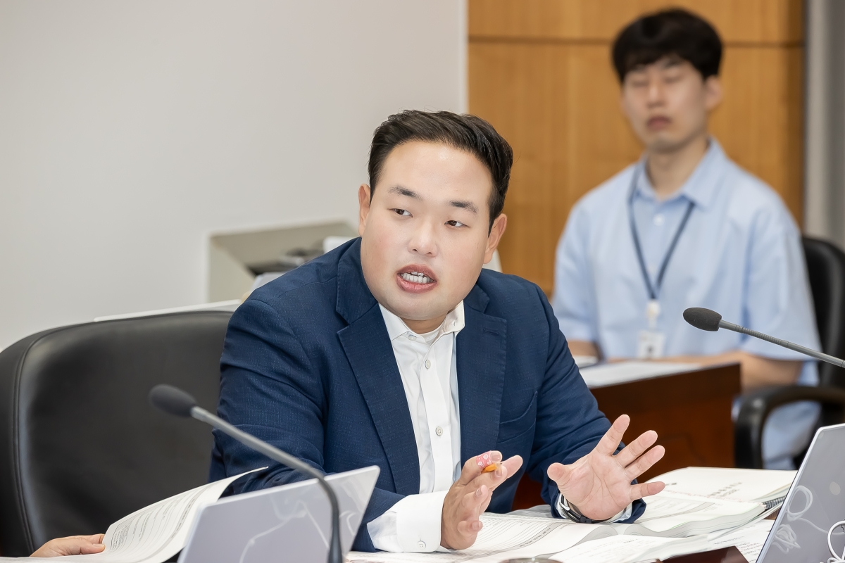 20250717-005[AMG_4485-제289회 임시회 산업건설원회 2025년도 제1회 추가경정예산안 및 기금운용계획변경안 예비심사활동.jpg