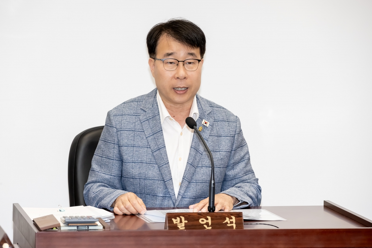 20250716-024[AMG_4311-제289회 임시회 산업건설위원회 조례안 심사활동.jpg