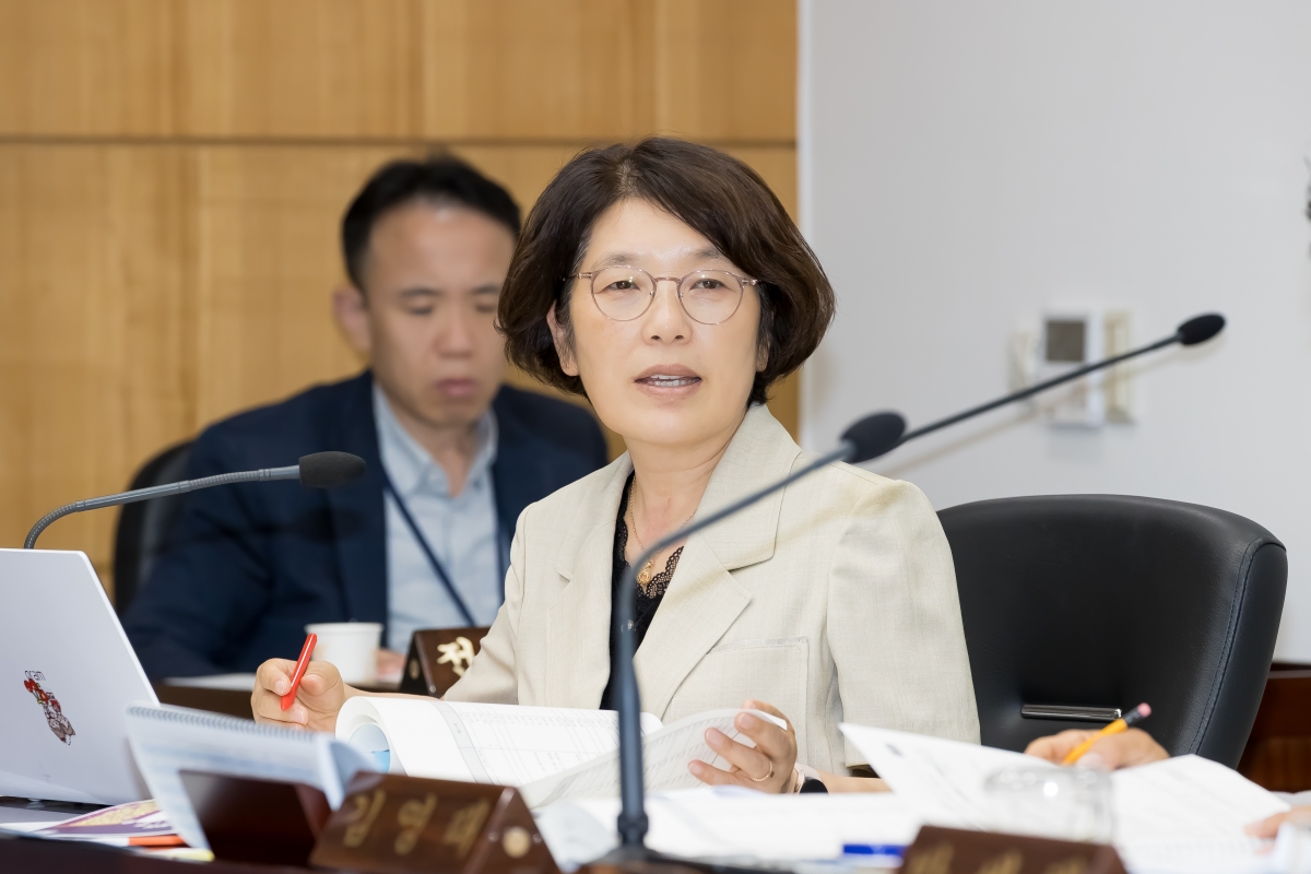 20250716-065[AMG_4466-제289회 임시회 문화환경원회 2025년도 제1회 추가경정예산안 및 기금운용계획변경안 예비심사활동.jpg