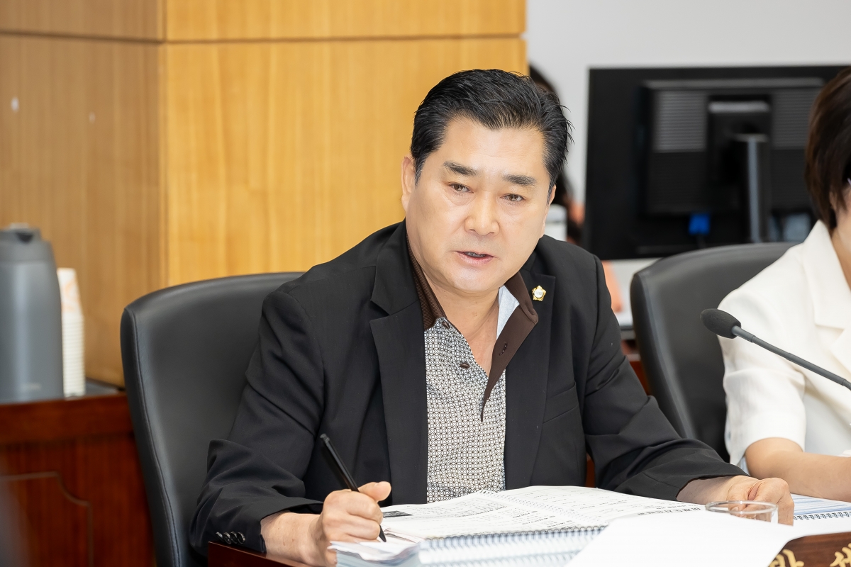 20250721-019[AMG_4698-제289회 임시회 예산결산특별위원회 2025년도 제1회 추가경정예산안 및 기금운용계획변경안 심사활동.jpg