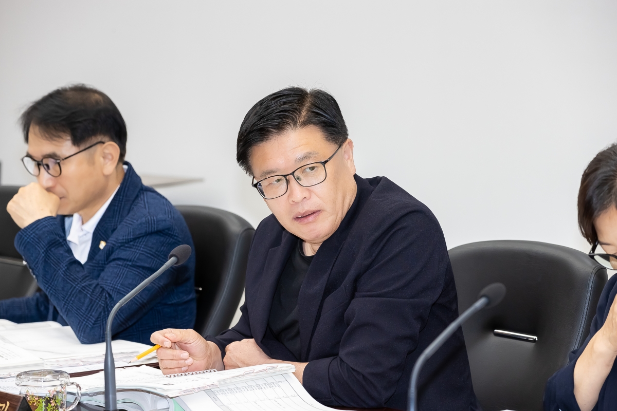 20250721-036[AMG_4762-제289회 임시회 예산결산특별위원회 2025년도 제1회 추가경정예산안 및 기금운용계획변경안 심사활동.jpg
