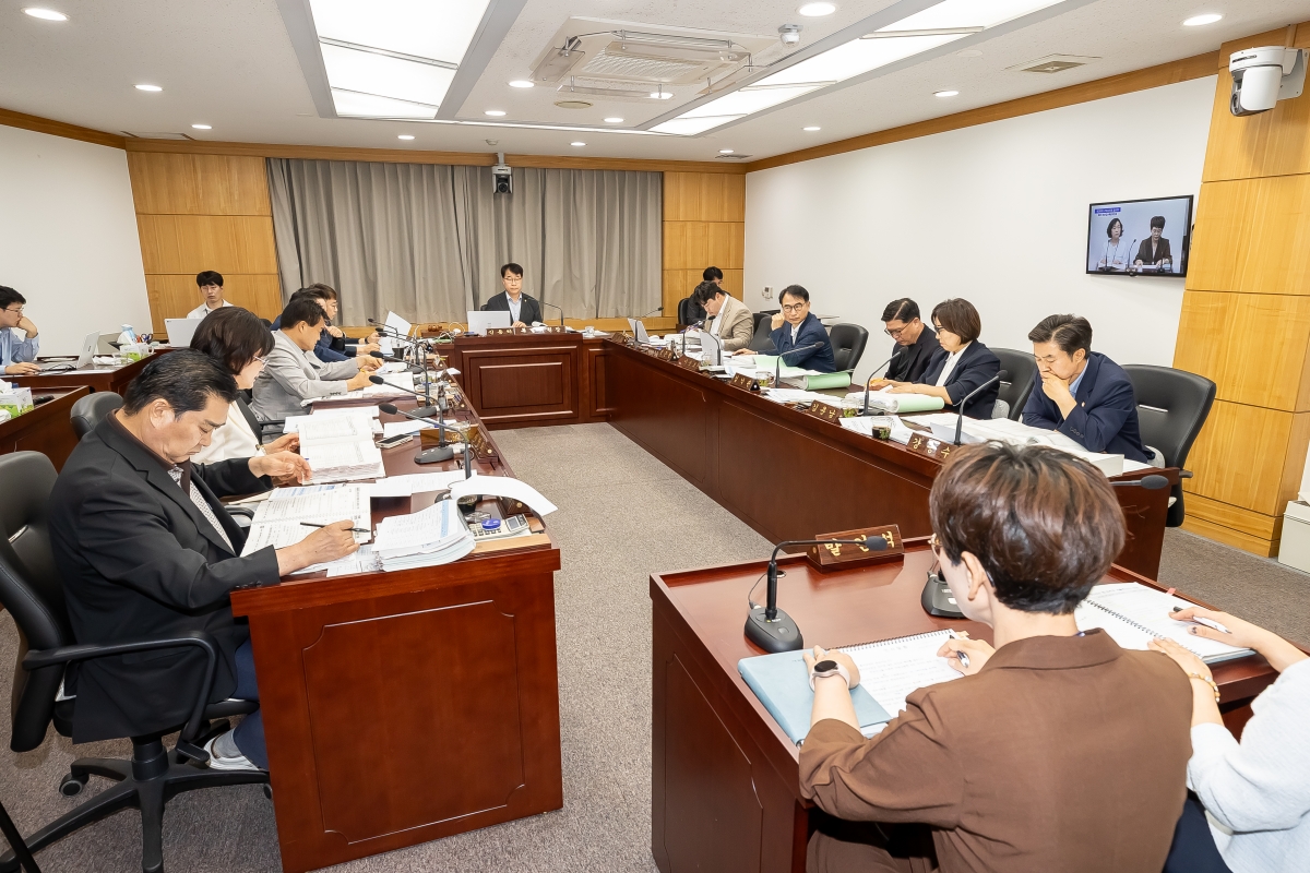 20250721-003[AMG_4646-제289회 임시회 예산결산특별위원회 2025년도 제1회 추가경정예산안 및 기금운용계획변경안 심사활동.jpg