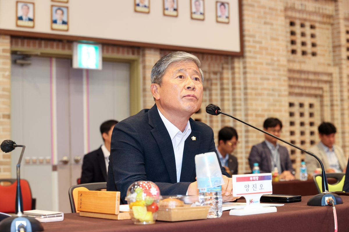 20250805-024[AMG_5499-1-구미시의회와 구미시 정책간담회.JPG