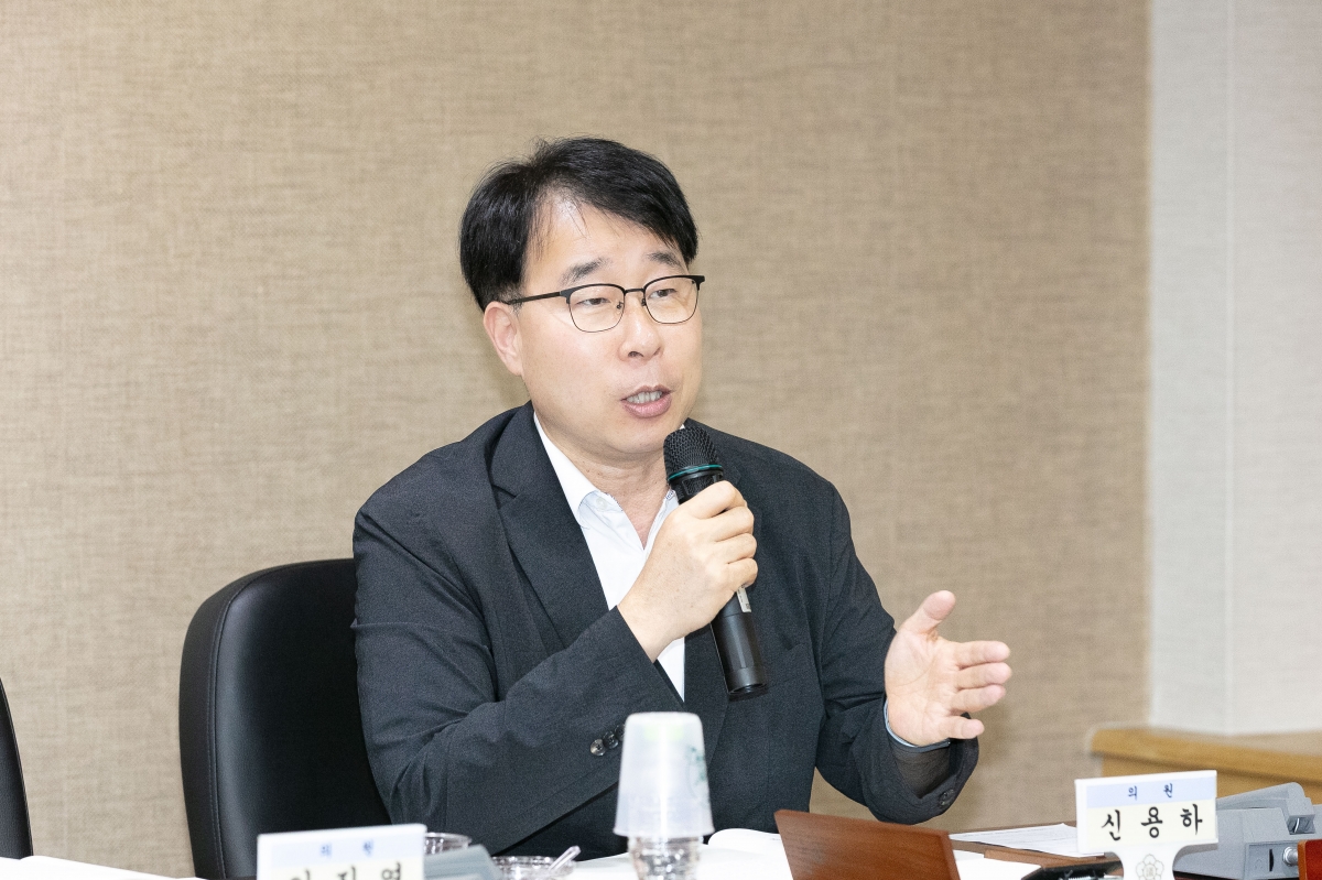 20250812-011[IMG_1101-의원연구단체 구미시 재정분석연구회 중간보고희.jpg