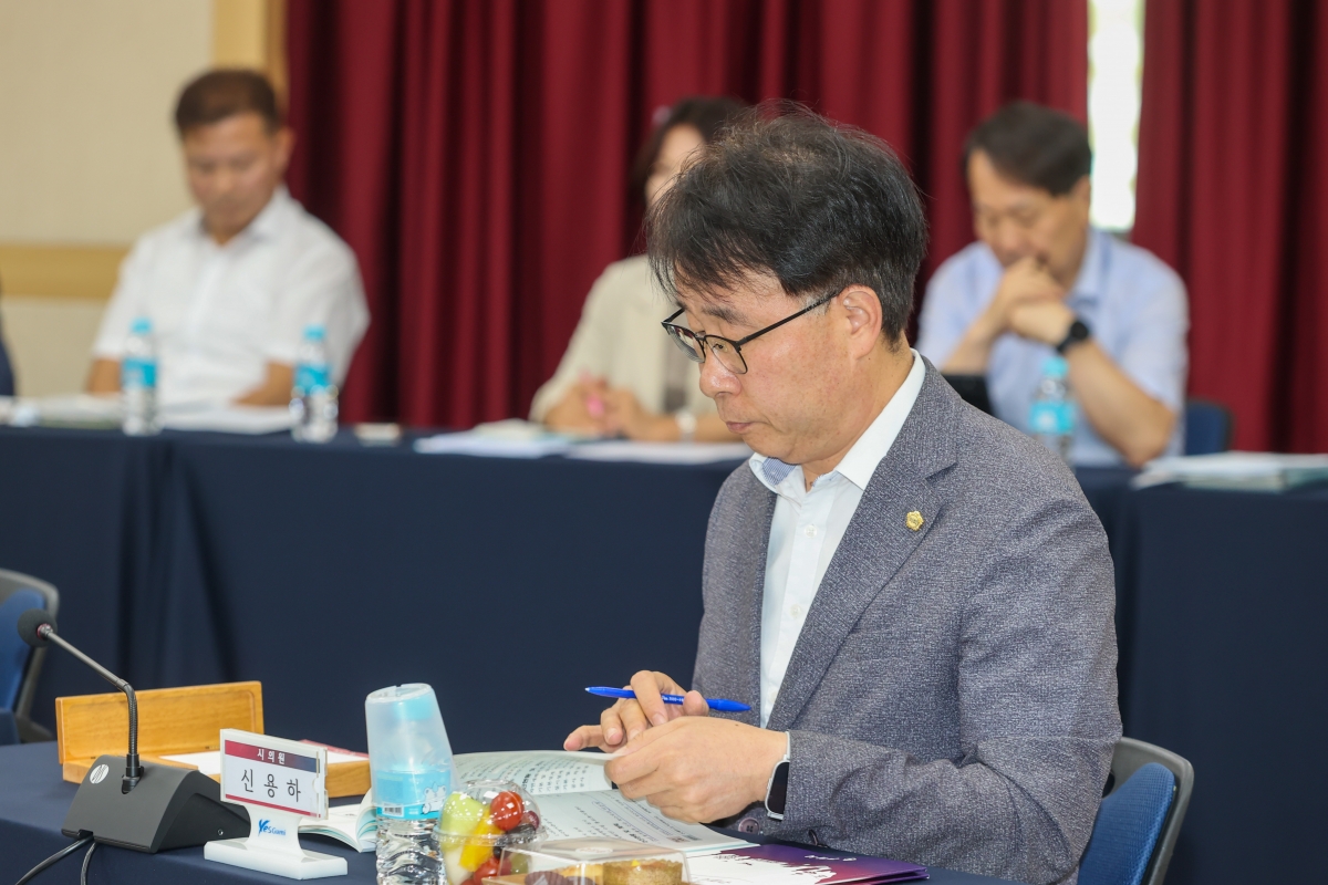 20250901-012[AMG_6215-1-구미시의회와 구미시 정책간담회.JPG
