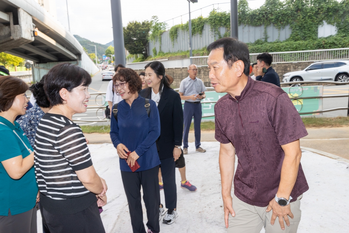 20250903-037[AMG_6440-1-송정 철로변 시민과 함께하는 숲길 걷기.JPG