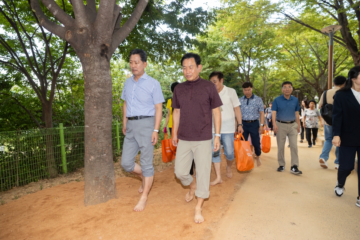 20250903-055[AMG_6494-1-송정 철로변 시민과 함께하는 숲길 걷기.JPG