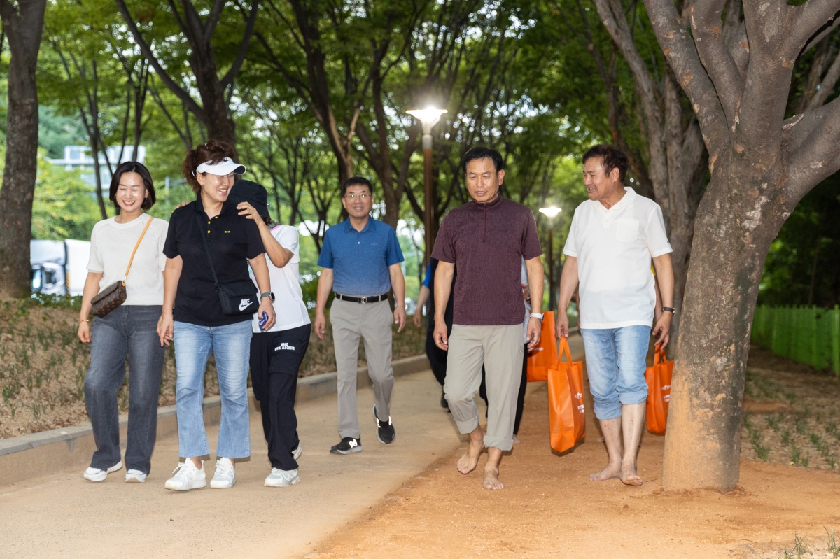 20250903-068[AMG_6525-1-송정 철로변 시민과 함께하는 숲길 걷기.JPG